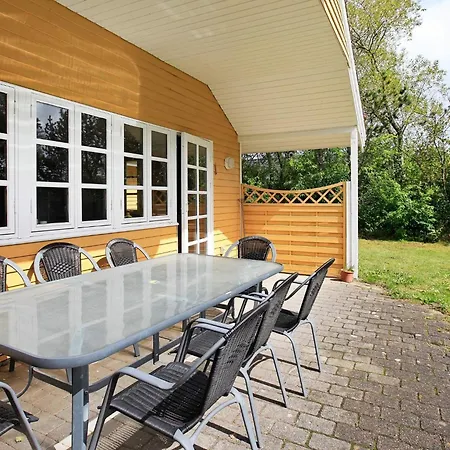 Four-bedroom In 6 Сasa de vacaciones *